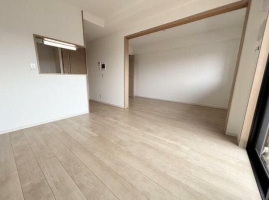 �y���̑��z�@���r���O