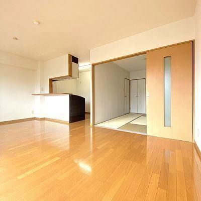 �y���̑��z�@���r���O