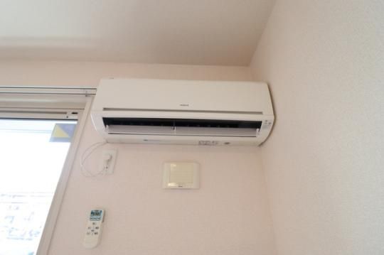 �y���̑��z�@202�@�G�A�R��