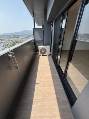 �y���̑��z�@�o���R�j�[