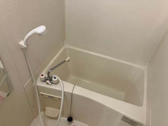 �y���̑��z�@�o�X�^�V�����[