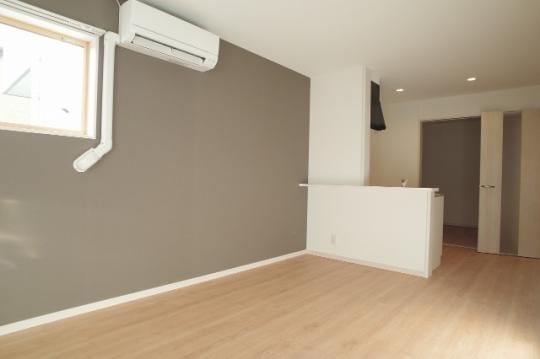 �y���̑��z�@���r���O