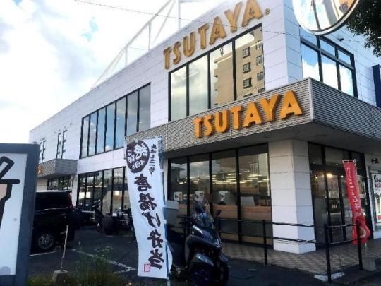 �y���Ӂz�@TSUTAYA�@AV�N���u���R�X�F1212m