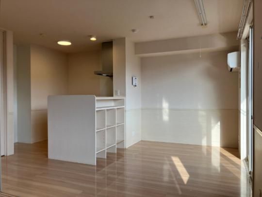 �y���̑��z�@���r���O