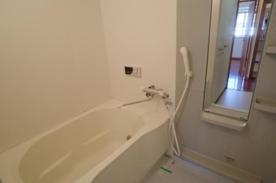 �y���̑��z�@�o�X�^�V�����[