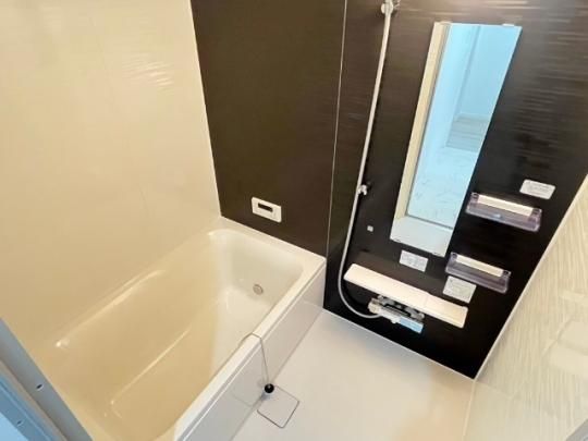 �y���̑��z�@�o�X�^�V�����[