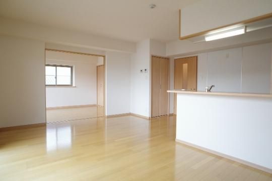 �y���̑��z�@���r���O