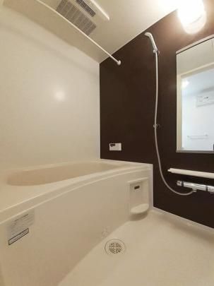 �y���̑��z�@�o�X�^�V�����[