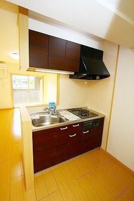 �y���̑��z�@�L�b�`��