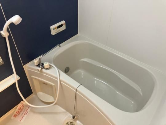 �y���̑��z�@�o�X�^�V�����[