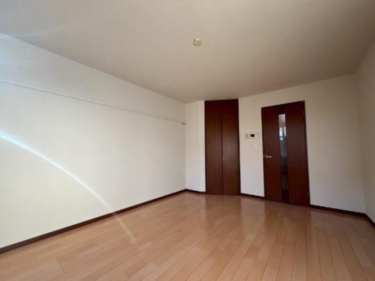 �y���̑��z�@���r���O