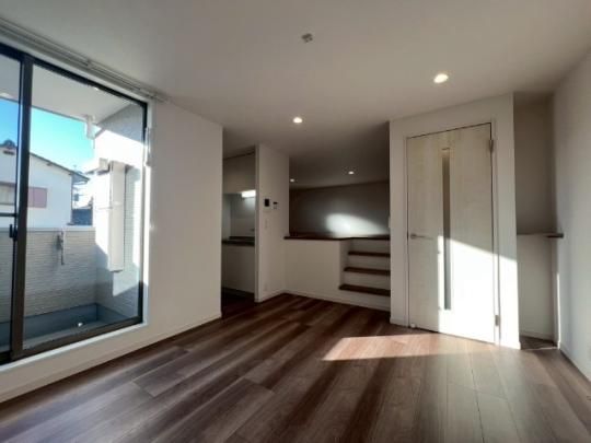 �y���̑��z�@���r���O