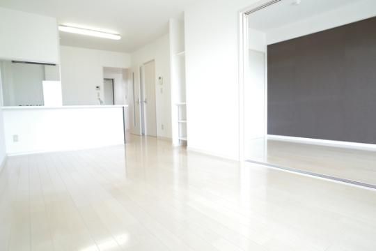 �y���̑��z�@���r���O