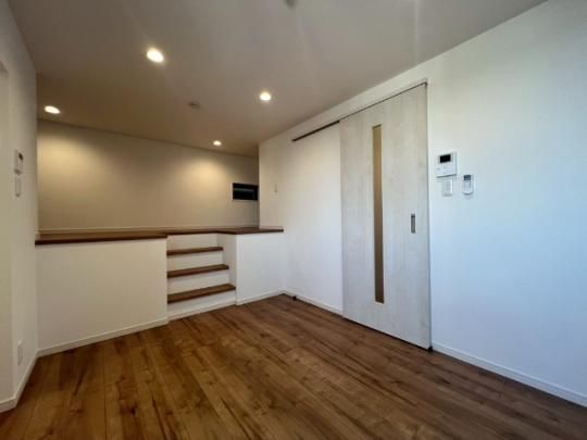 �y���̑��z�@���r���O