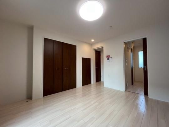 �y���̑��z�@���r���O