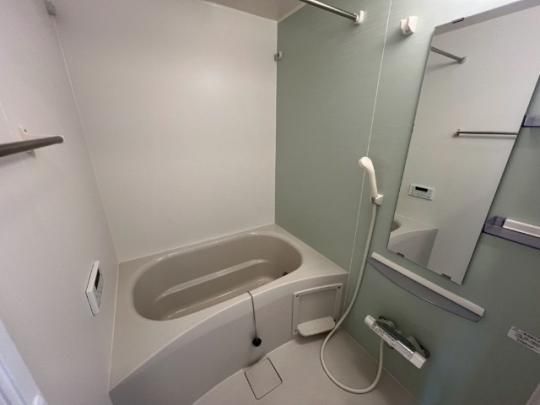 �y���̑��z�@�o�X�^�V�����[