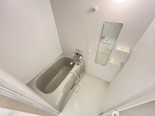 �y���̑��z�@�o�X�^�V�����[