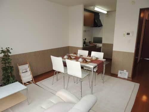 �y���̑��z�@���r���O