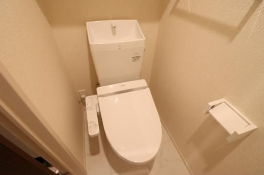 �y���̑��z�@103�@�g�C��