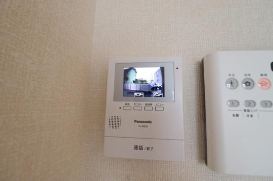 �y���̑��z�@103�@TV�C���^�[�z��