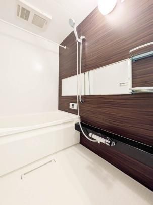 �y���̑��z�@�o�X�^�V�����[