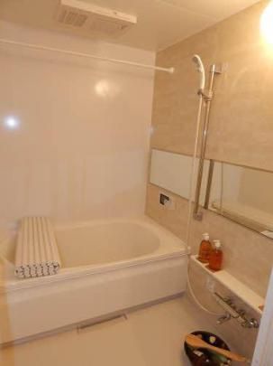 �y���̑��z�@�o�X�^�V�����[