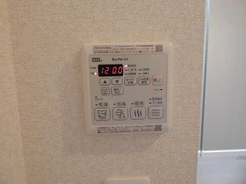 �y���̑��z�@�ݔ�