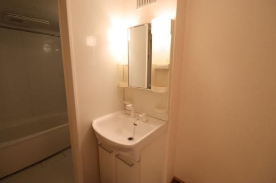 �y���̑��z�@203�@�������ʉ��ϑ�