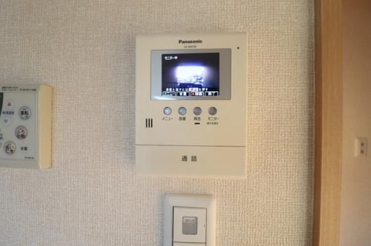 �y���̑��z�@203�@���j�^�t�C���^�[�z��