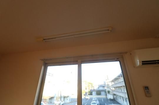 �y���̑��z�@203�@����������