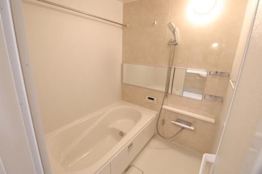 �y���̑��z�@�o�X