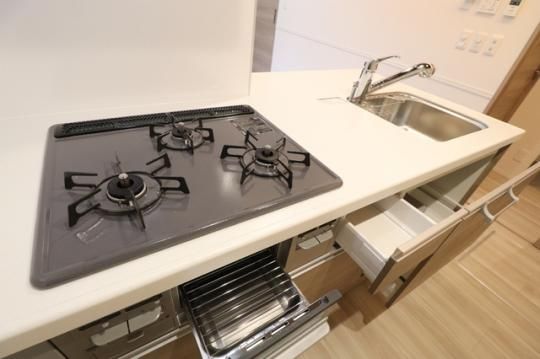 �y���̑��z�@�V�X�e���L�b�`��