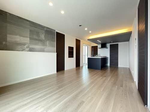 �y���̑��z�@���r���O