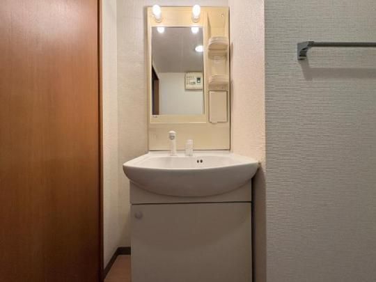 �y���̑��z�@�������ʉ��ϑ�