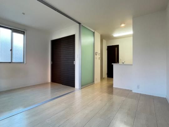 �y���̑��z�@���r���O