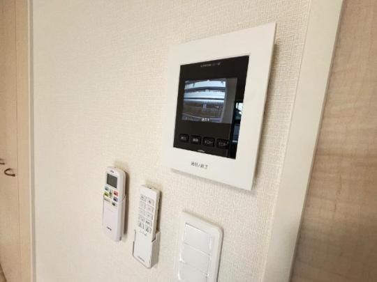 �y���̑��z�@�J�����t�C���^�[�z��