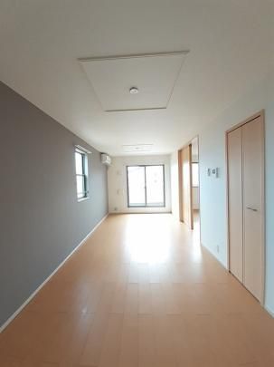 �y���̑��z�@���r���O