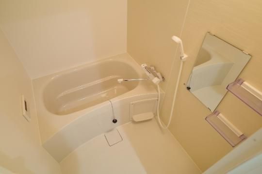 �y���̑��z�@�o�X�^�V�����[