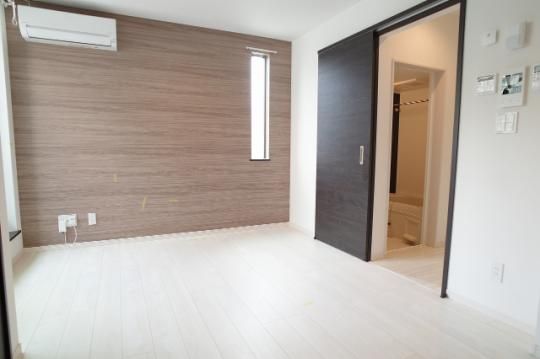 �y���̑��z�@���r���O