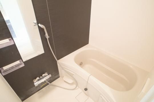 �y���̑��z�@�o�X�^�V�����[