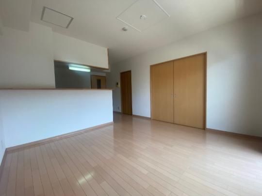 �y���̑��z�@���r���O