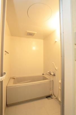 �y���̑��z�@�o�X�^�V�����[