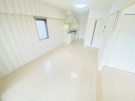 �y���̑��z�@���r���O