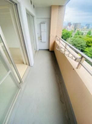 �y���̑��z�@�o���R�j�[