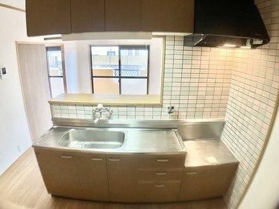 �y���̑��z�@�L�b�`��