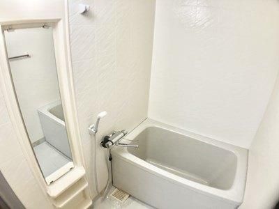 �y���̑��z�@�o�X�^�V�����[