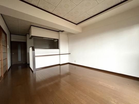 �y���̑��z�@���r���O