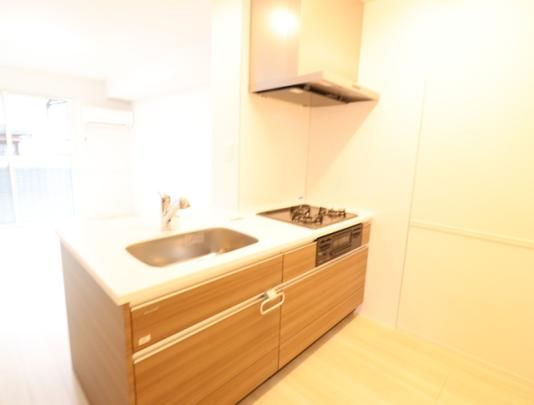 �y���̑��z�@101�@�L�b�`��