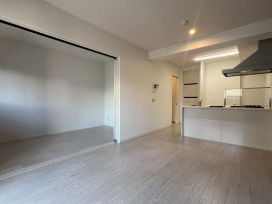 �y���̑��z�@���r���O