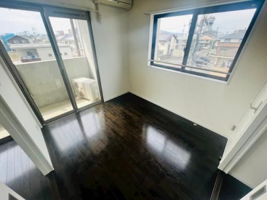 �y���̑��z�@���r���O